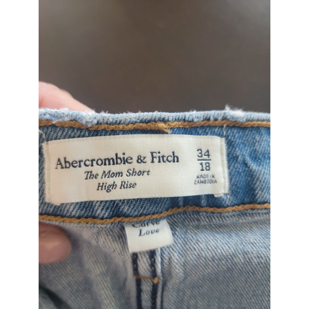 NWT Abercrombie Fitch Mom Shorts High Rise Womens 34/18 Raw Hem Denim - Picture 6 of 10